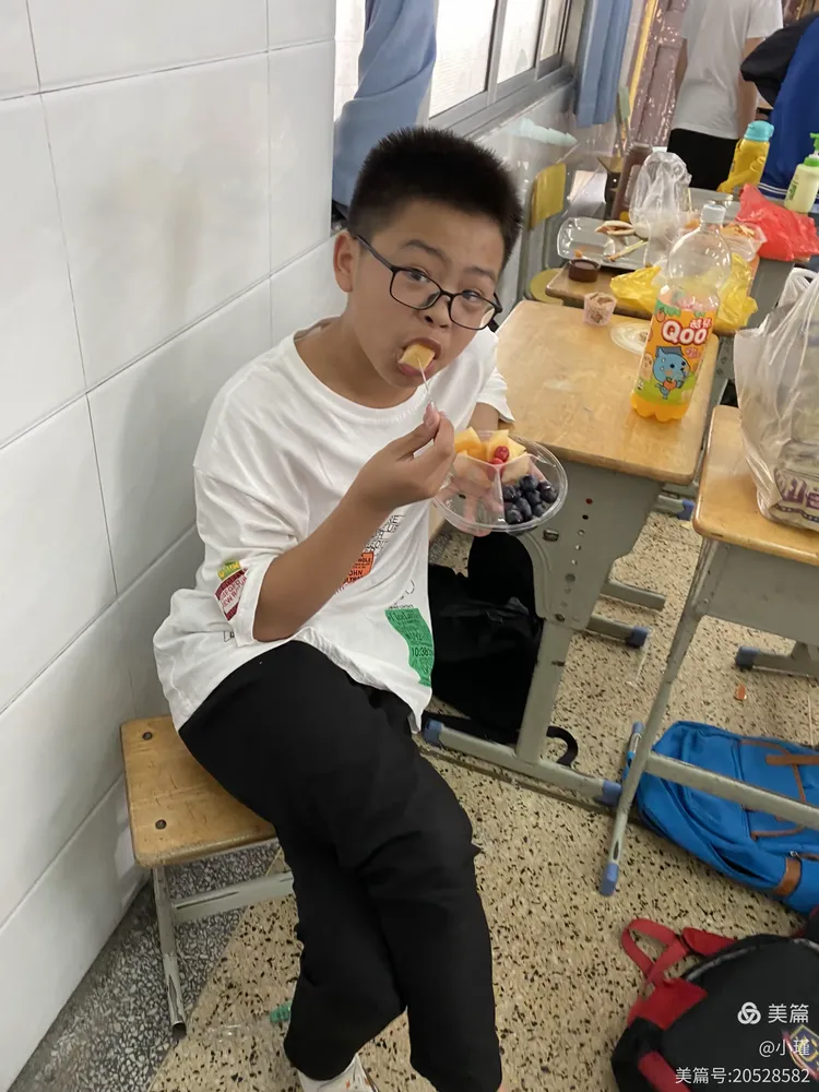 同学们眼中的38号—徐小健